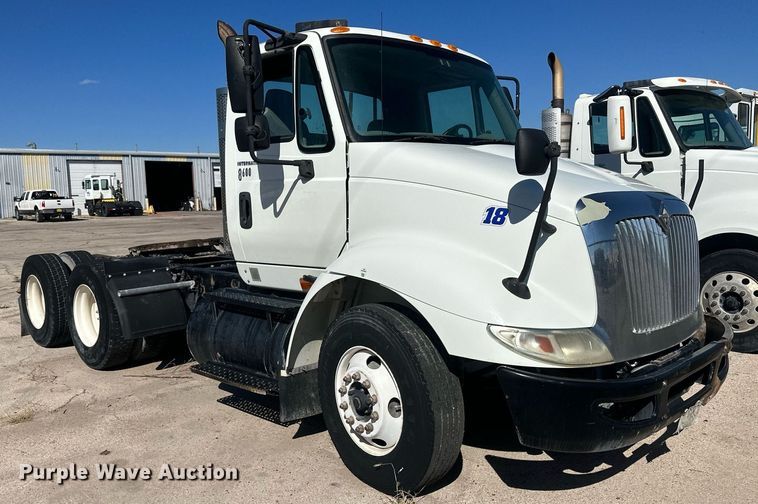 image for item DH1820 2007 International 8600  semi truck