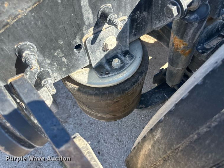 image for item DH1821 2011 International ProStar Premium  semi truck