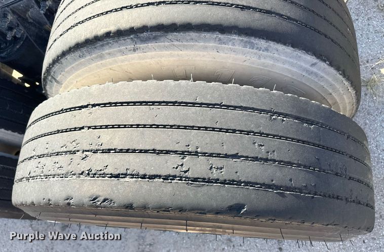 image for item DH1821 2011 International ProStar Premium  semi truck