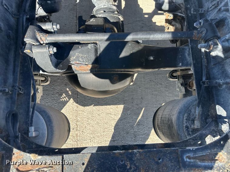 image for item DH1822 2011 International ProStar Premium  semi truck