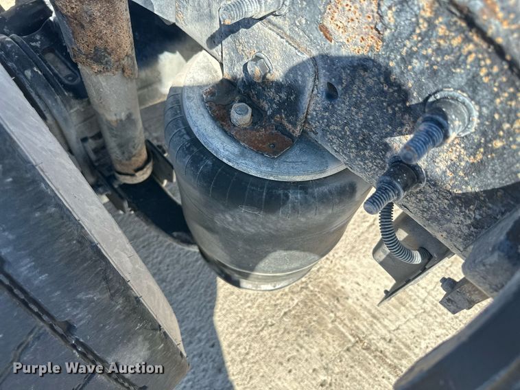 image for item DH1822 2011 International ProStar Premium  semi truck