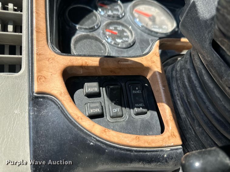 image for item DH1822 2011 International ProStar Premium  semi truck