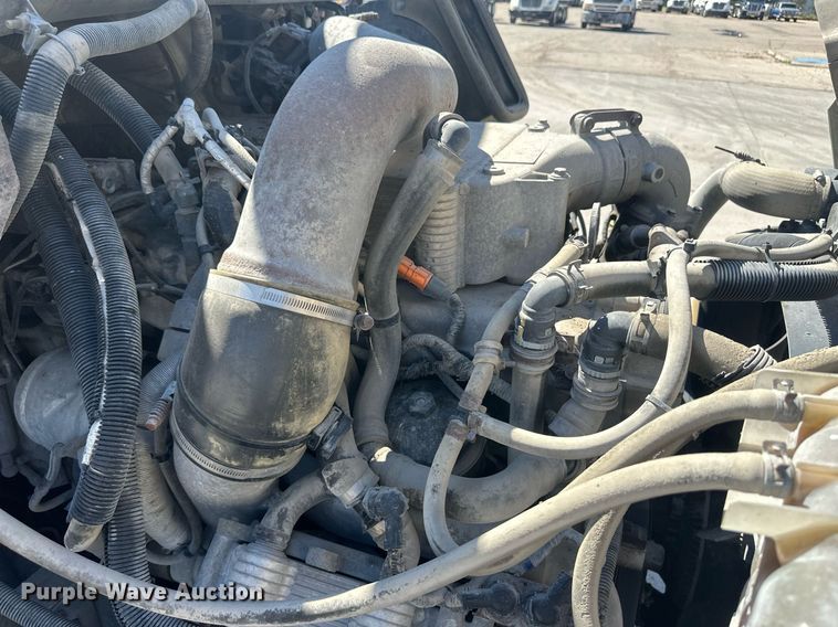 image for item DH1822 2011 International ProStar Premium  semi truck