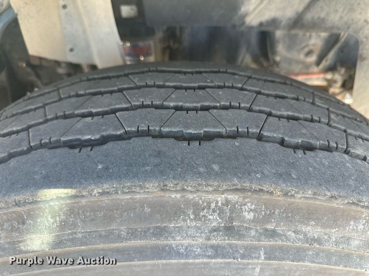 image for item DH1822 2011 International ProStar Premium  semi truck