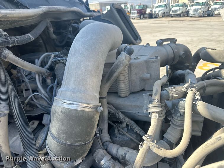 image for item DH1826 2011 International ProStar Premium  semi truck