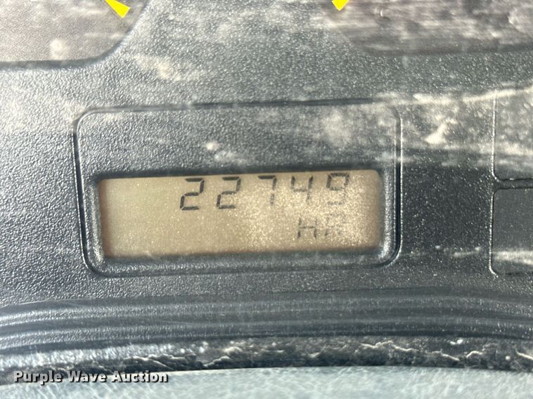 image for item DH1827 2006 International 8600  semi truck