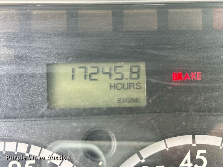 image for item DH1828 2012 Freightliner Cascadia  semi truck