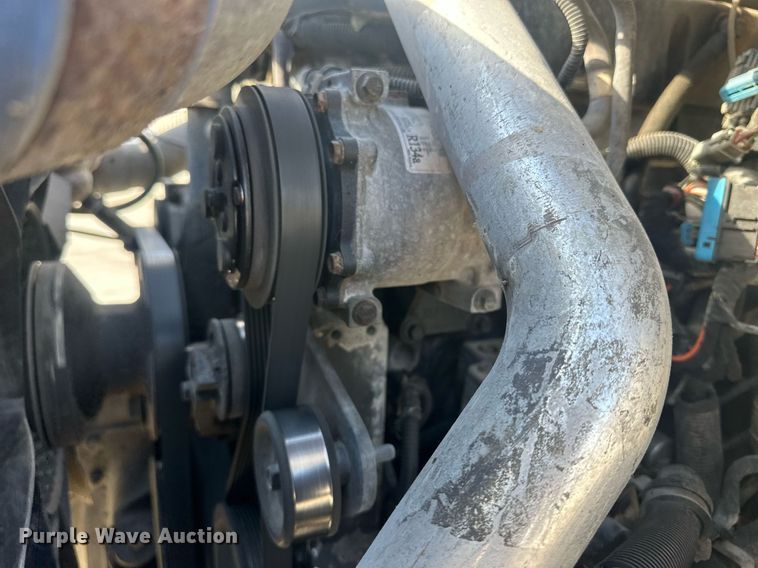 image for item DH1829 2007 International 8600  semi truck