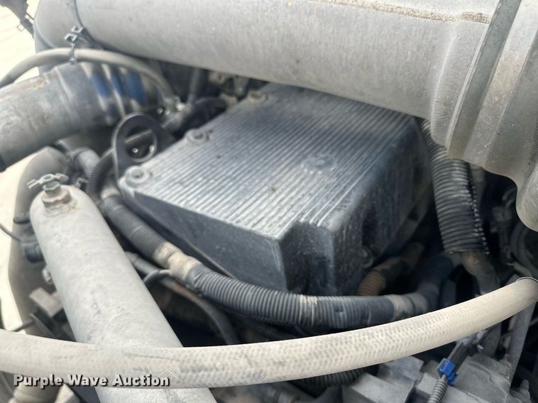 image for item DH1831 2006 International 8600  semi truck