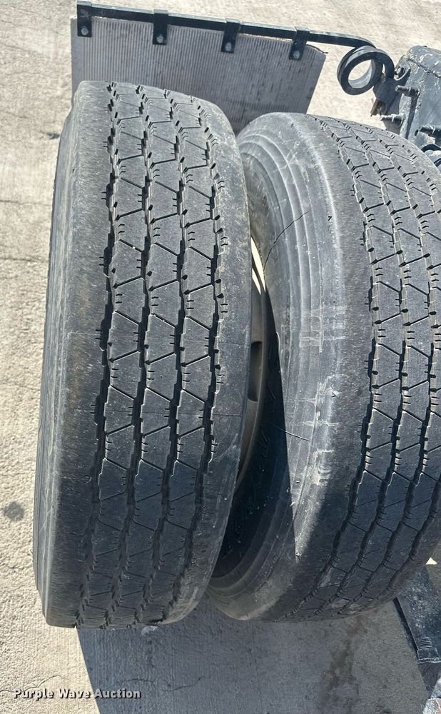 image for item DH1833 2011 International ProStar Premium  semi truck