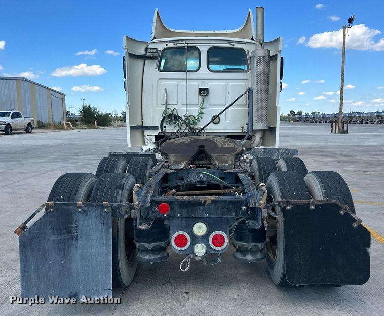 image for item DH1834 2007 Sterling AT9500  semi truck