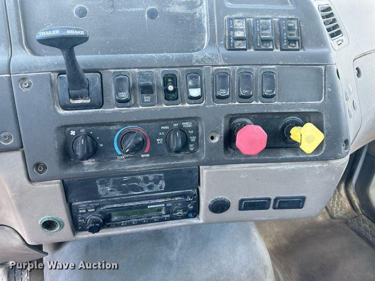 image for item DH1834 2007 Sterling AT9500  semi truck