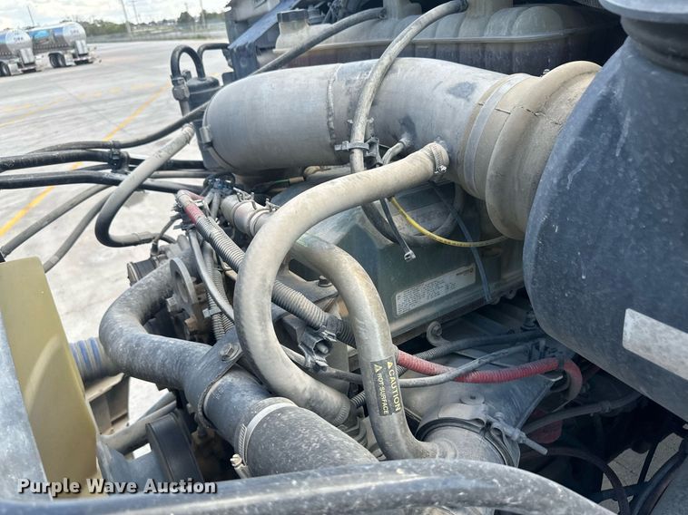 image for item DH1834 2007 Sterling AT9500  semi truck