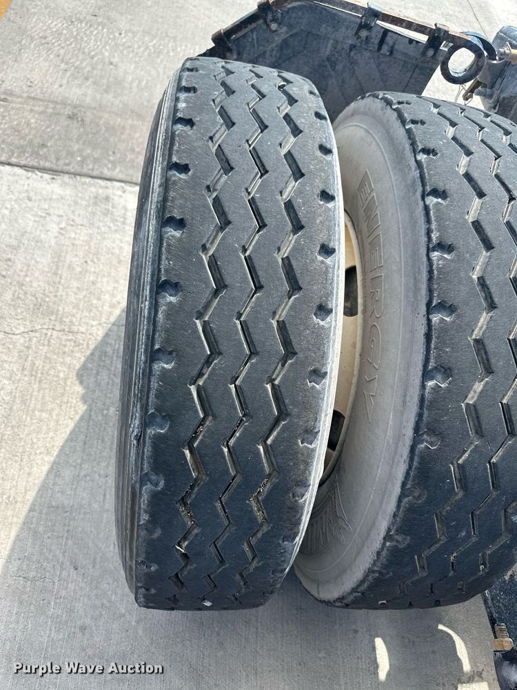 image for item DH1834 2007 Sterling AT9500  semi truck