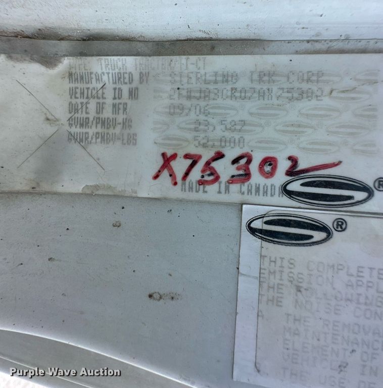 image for item DH1834 2007 Sterling AT9500  semi truck