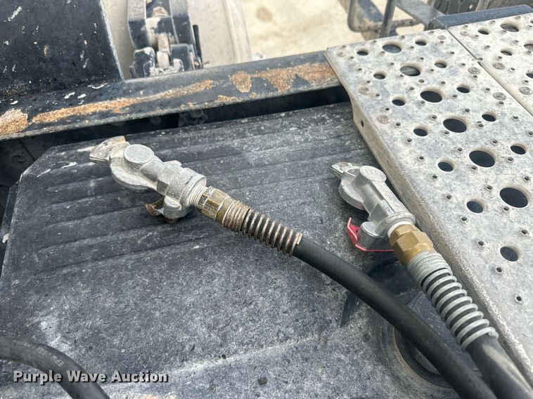 image for item DH1836 2007 Sterling AT9500  semi truck