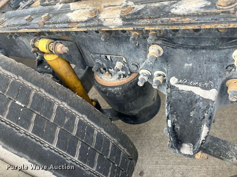 image for item DH1836 2007 Sterling AT9500  semi truck