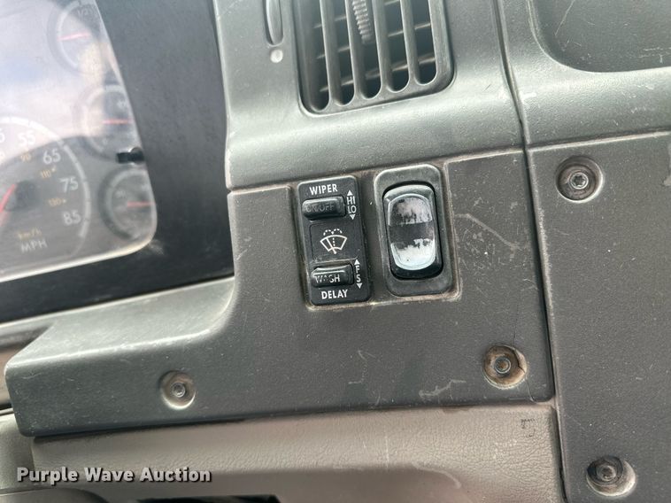 image for item DH1836 2007 Sterling AT9500  semi truck