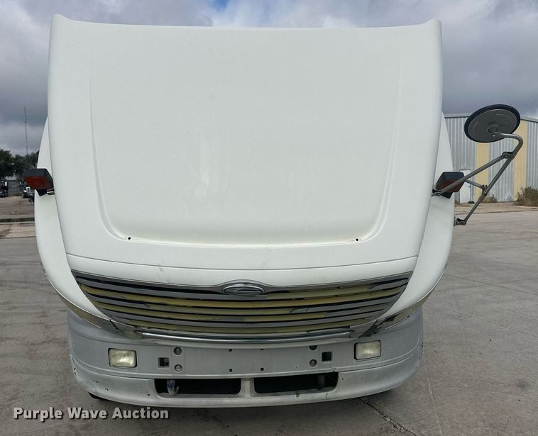 image for item DH1836 2007 Sterling AT9500  semi truck