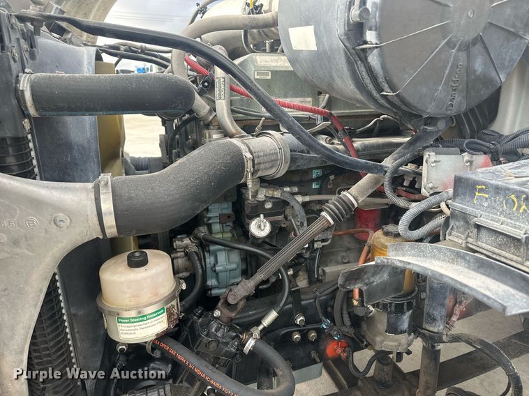 image for item DH1836 2007 Sterling AT9500  semi truck