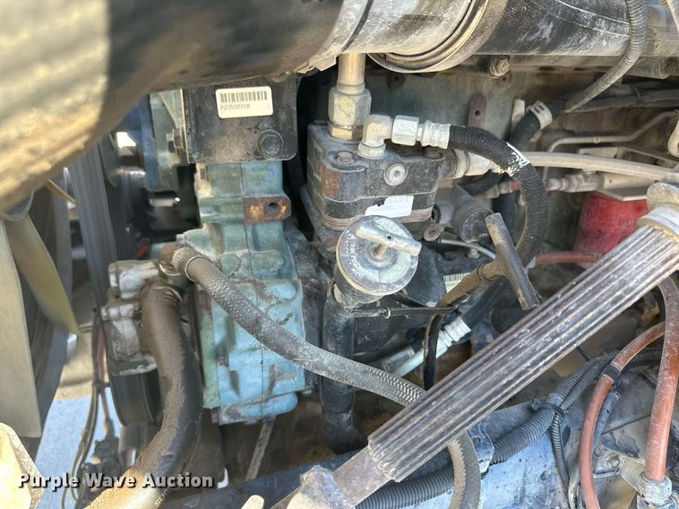 image for item DH1837 2007 Sterling AT9500  semi truck