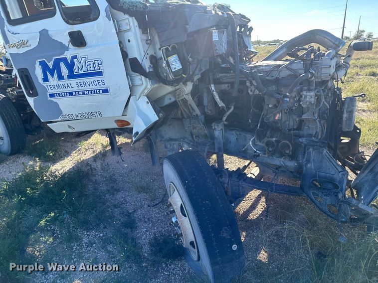 image for item DH1839 2011 International ProStar Premium  semi truck