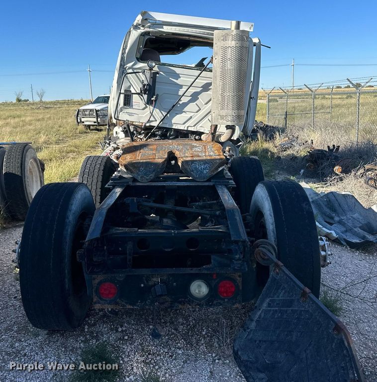 image for item DH1839 2011 International ProStar Premium  semi truck