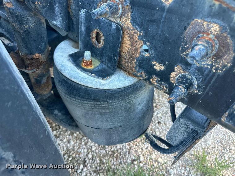 image for item DH1839 2011 International ProStar Premium  semi truck