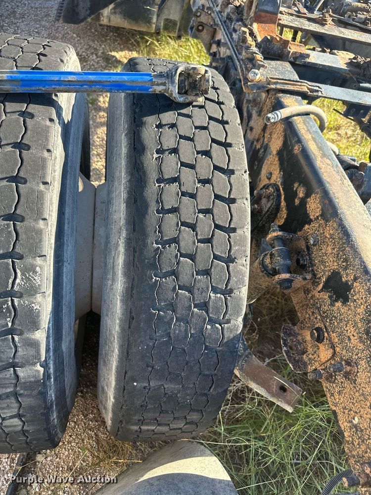 image for item DH1840 2007 International 8600  semi truck