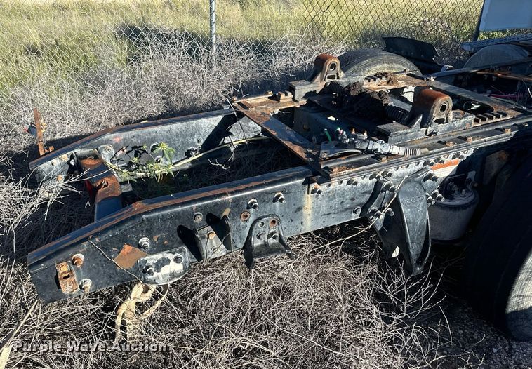 image for item DH1841 2007 Sterling AT9500  semi truck