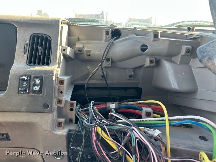 image for item DH1841 2007 Sterling AT9500  semi truck