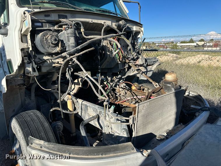 image for item DH1841 2007 Sterling AT9500  semi truck