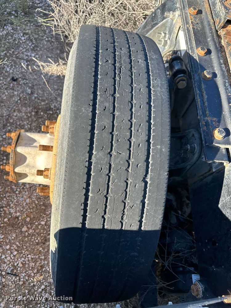 image for item DH1841 2007 Sterling AT9500  semi truck