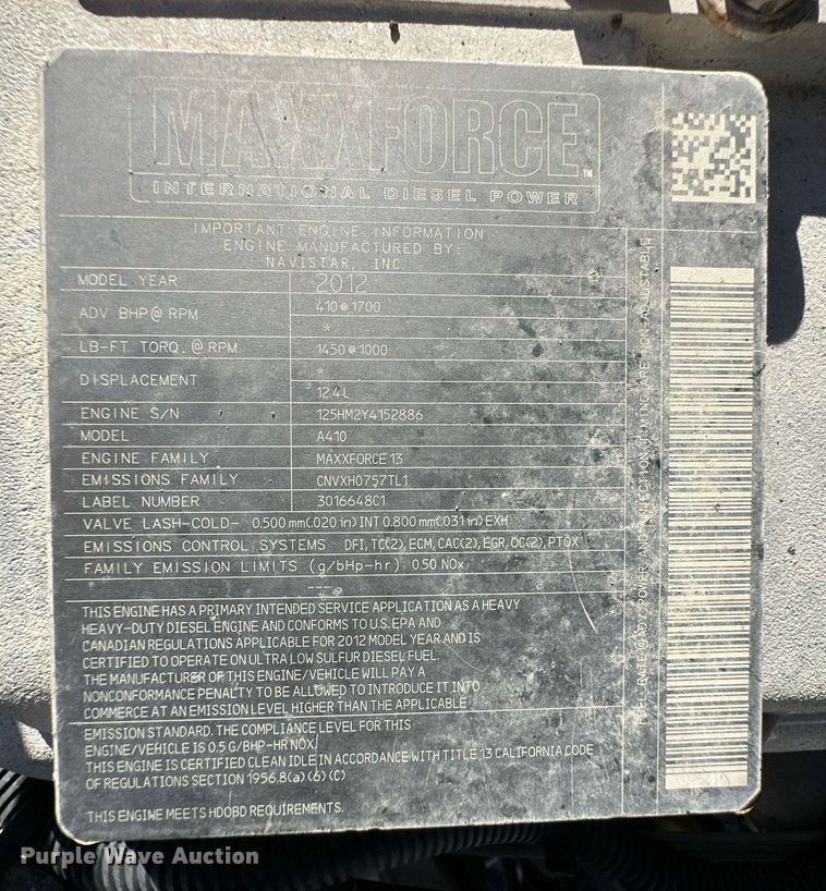 image for item DH1842 2013 International 8600  semi truck