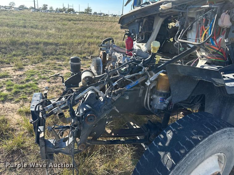 image for item DH1843 2011 International ProStar Plus  semi truck