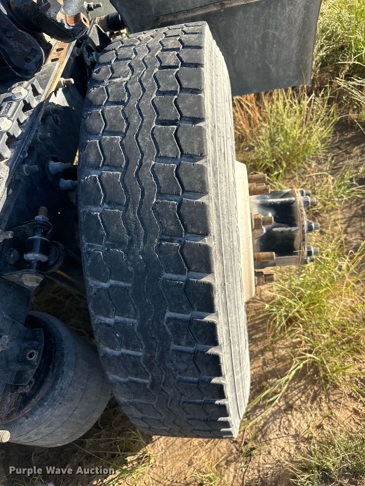 image for item DH1843 2011 International ProStar Plus  semi truck