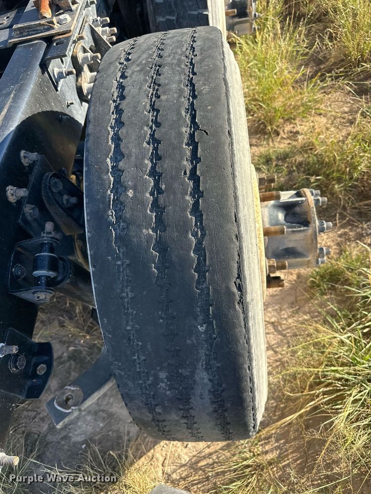 image for item DH1843 2011 International ProStar Plus  semi truck