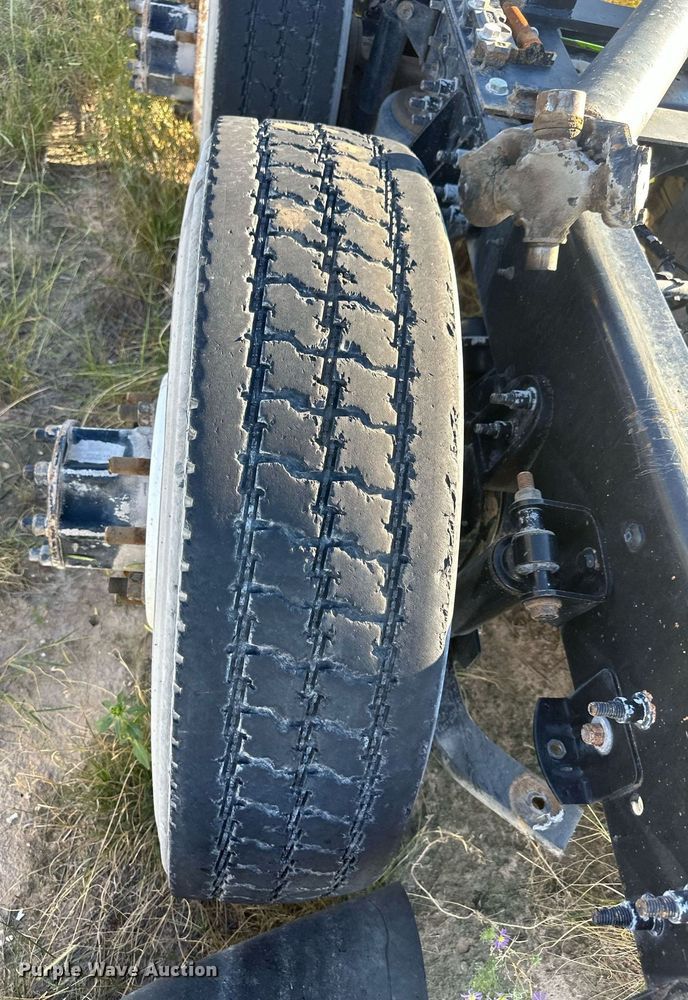 image for item DH1843 2011 International ProStar Plus  semi truck