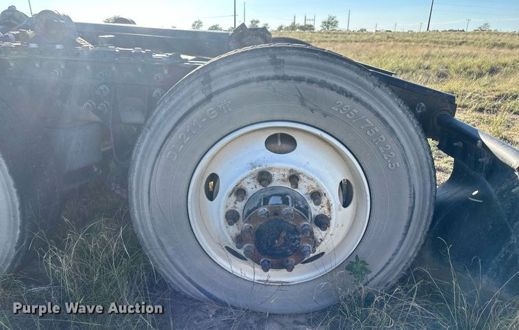 image for item DH1843 2011 International ProStar Plus  semi truck