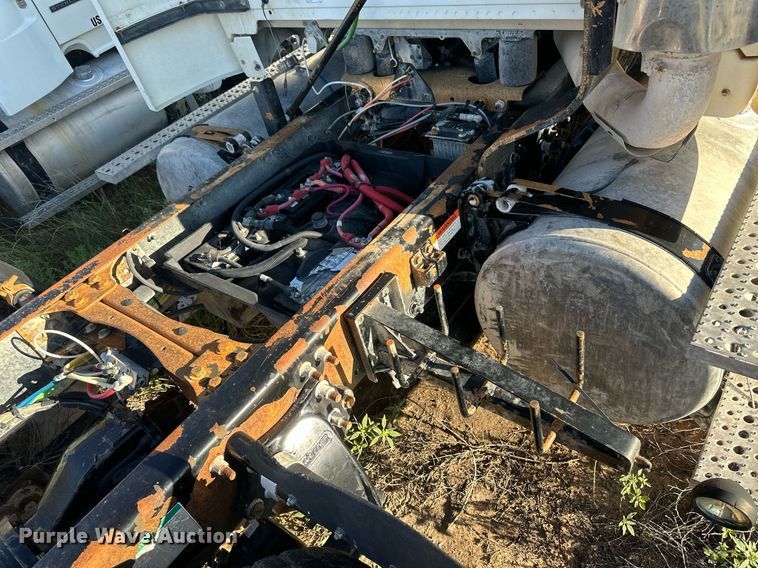 image for item DH1844 2007 Sterling AT9500  semi truck