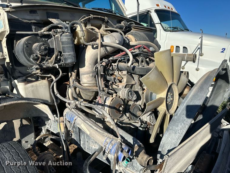 image for item DH1844 2007 Sterling AT9500  semi truck