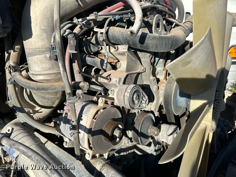 image for item DH1844 2007 Sterling AT9500  semi truck