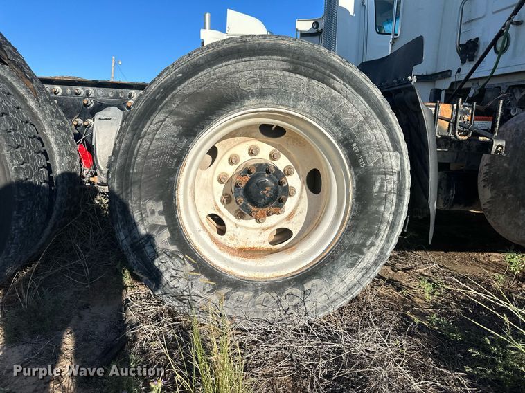 image for item DH1844 2007 Sterling AT9500  semi truck