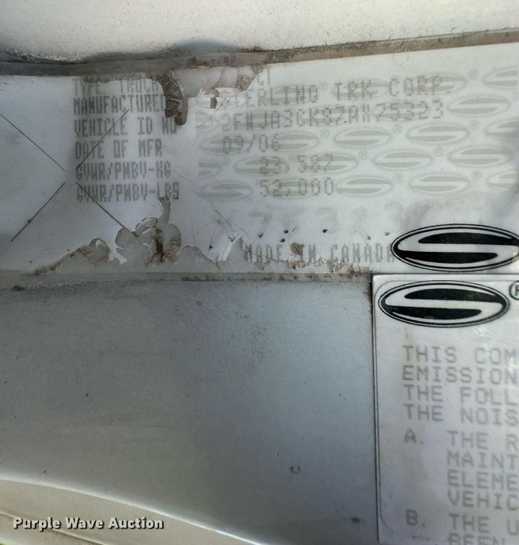 image for item DH1844 2007 Sterling AT9500  semi truck