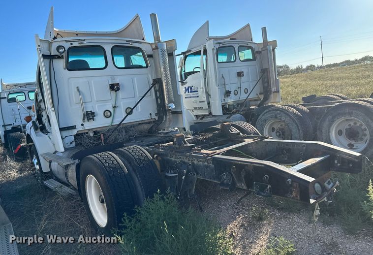 image for item DH1845 2007 Sterling AT9500  semi truck