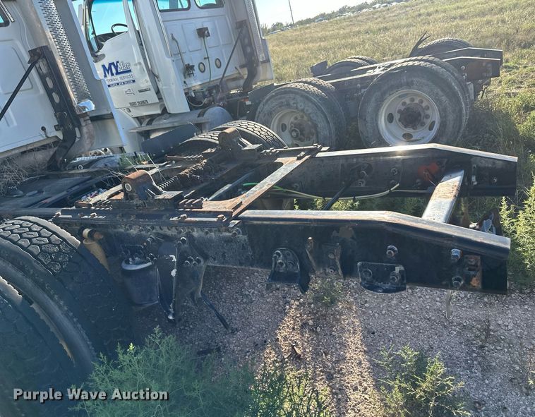 image for item DH1845 2007 Sterling AT9500  semi truck