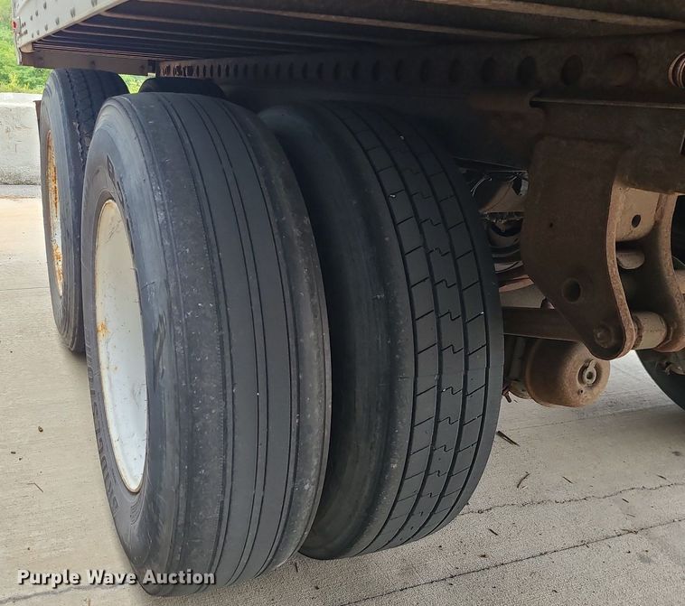 image for item DI3020 2000 Trailmobile  dry van trailer