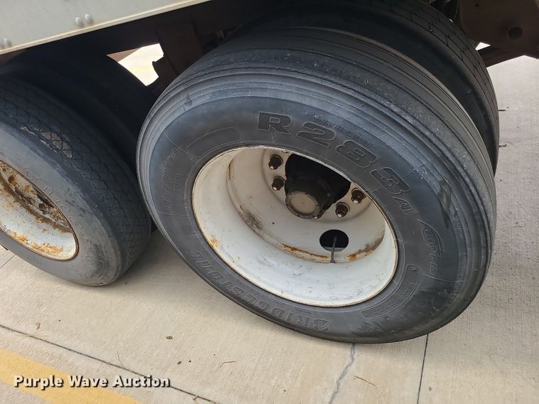 image for item DI3020 2000 Trailmobile  dry van trailer