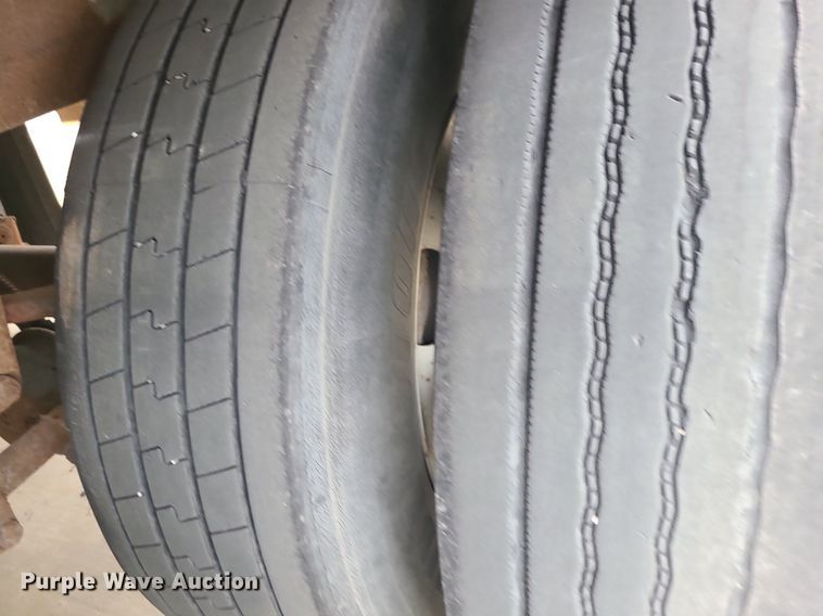 image for item DI3020 2000 Trailmobile  dry van trailer