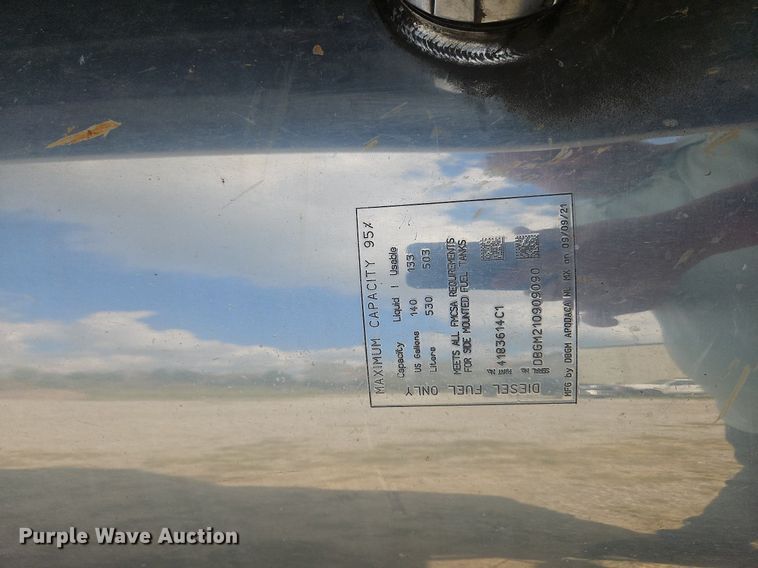 image for item DO1167 2022 International LT625  semi truck